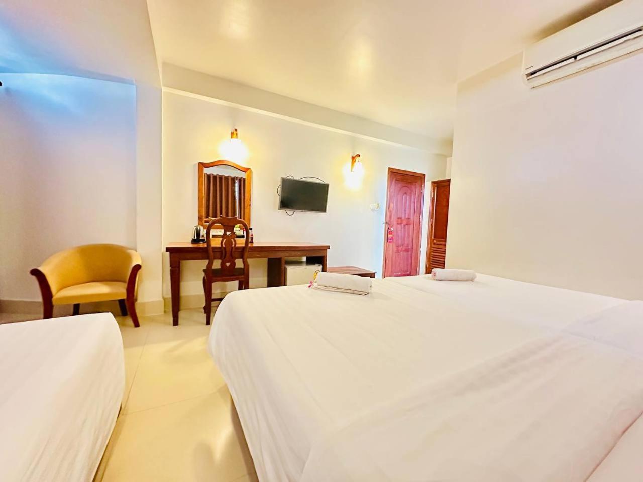 Holy Angkor Hotel سيام ريب المظهر الخارجي الصورة