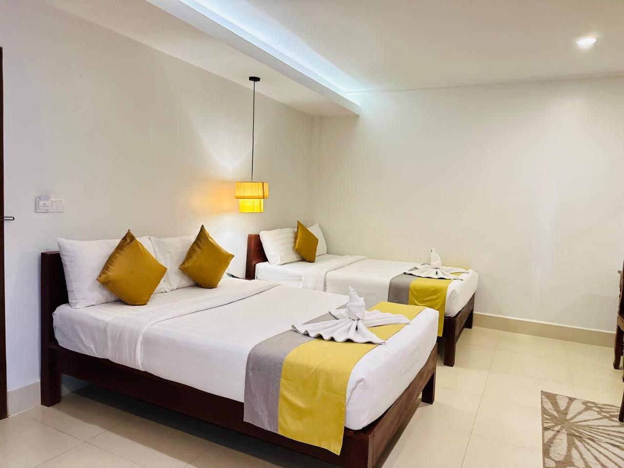 Holy Angkor Hotel سيام ريب المظهر الخارجي الصورة