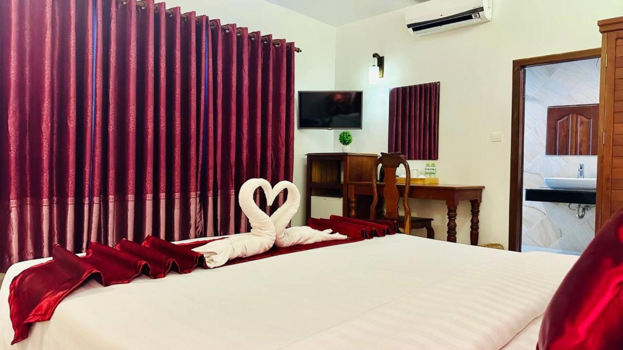 Holy Angkor Hotel سيام ريب المظهر الخارجي الصورة